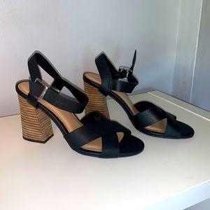 Kaari blue strappy heels